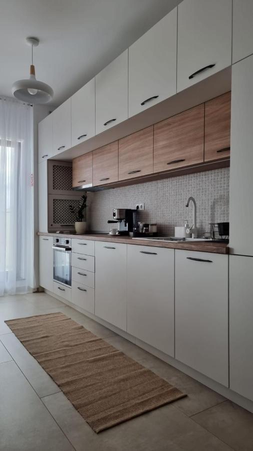 Апартаменты Penthouse Cosmopolit Брашов Экстерьер фото